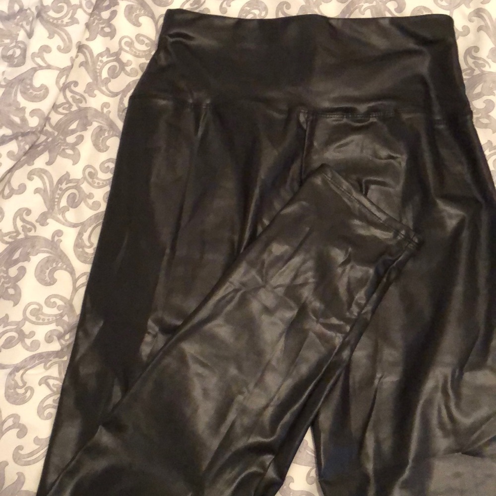 Forever 21 Shiny Leggings - Picture 1 of 5